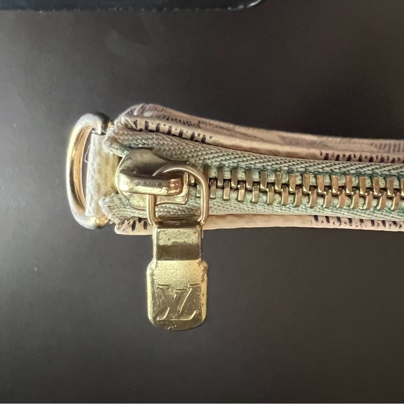 Authentic Louis Vuitton Mini Pochette Damier Azur.  Date code is SP0135. - Picture 13 of 16